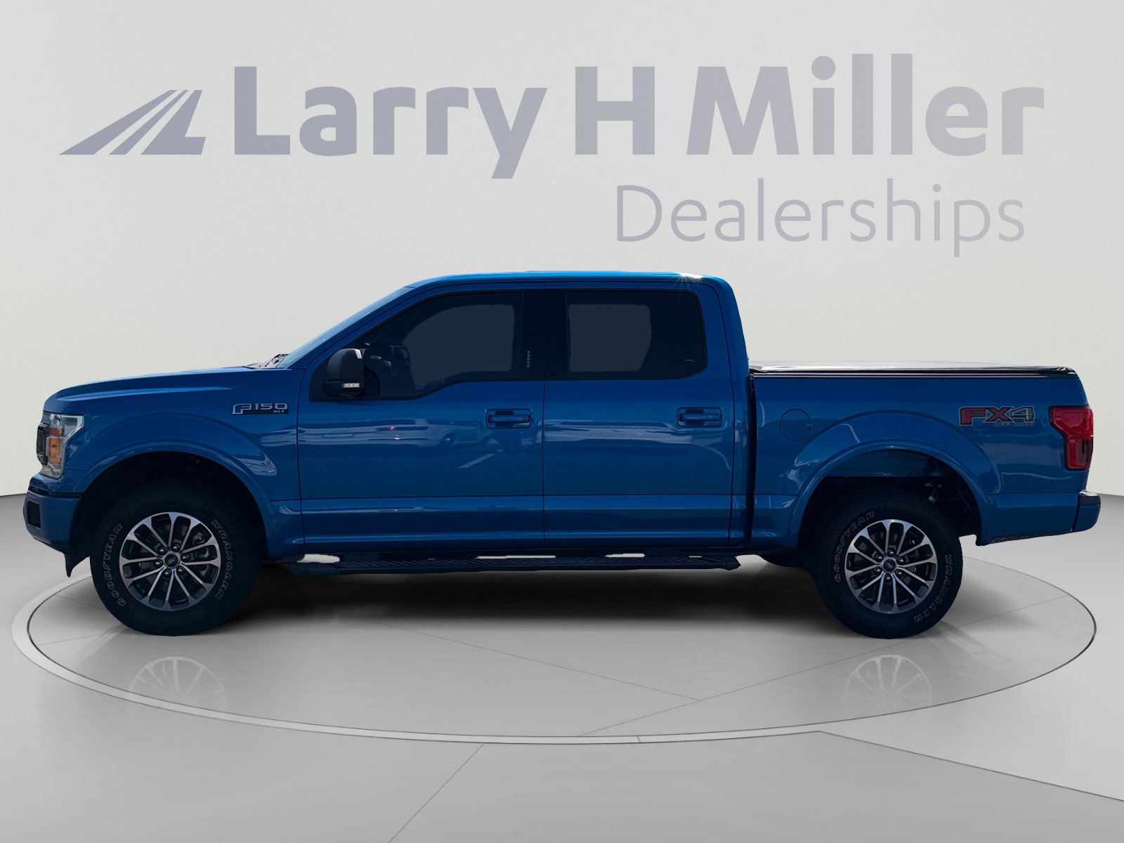Used 2019 Ford F150 XLT w/ Equipment Group 302A Luxury AWD/4WD image 2