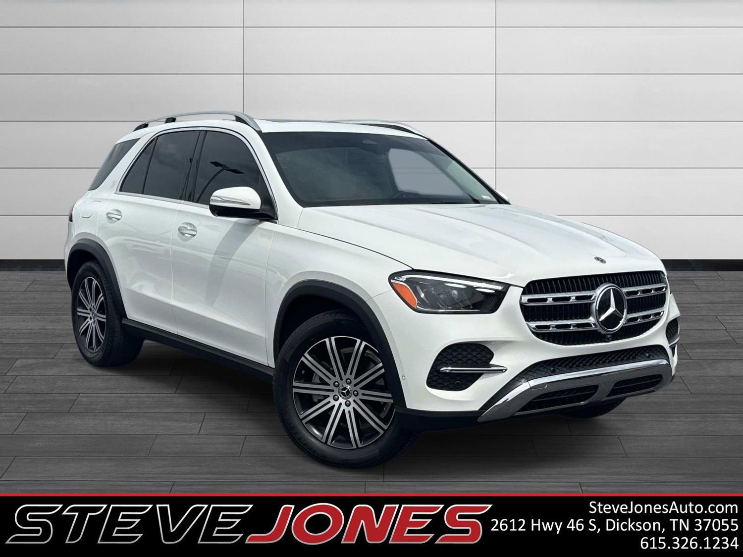 Used 2025 Mercedes-Benz GLE 350 4MATIC image 1