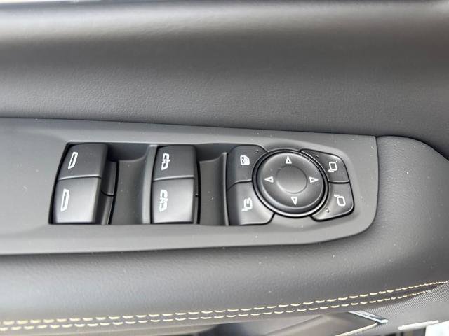 New 2026 GMC Yukon Elevation image 20
