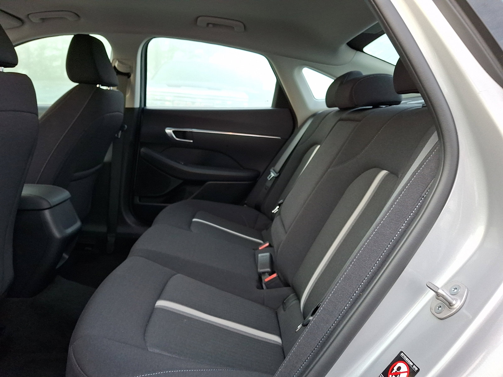 Certified 2023 Hyundai Sonata SEL w/ Preferred Accessory Package image 9