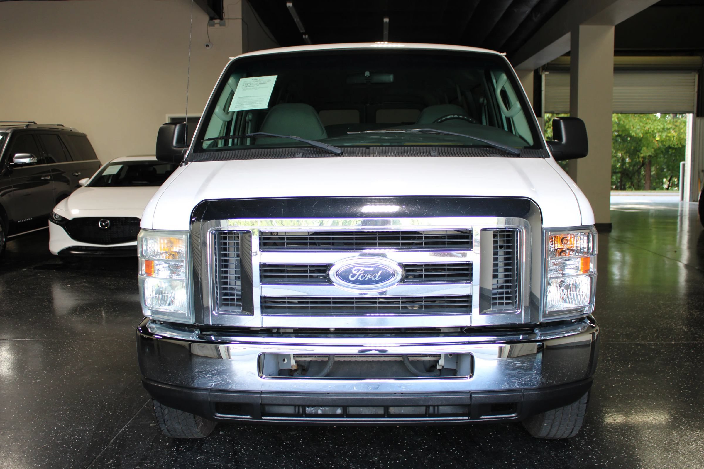 Used 2008 Ford E-350 and Econoline 350 XL RWD image 7