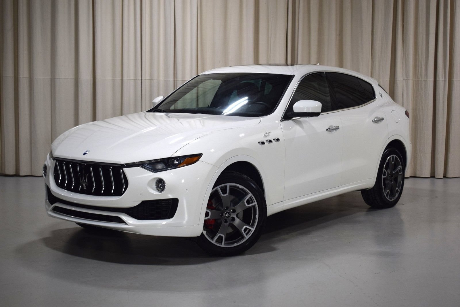 Certified 2023 Maserati Levante GT AWD/4WD image 1