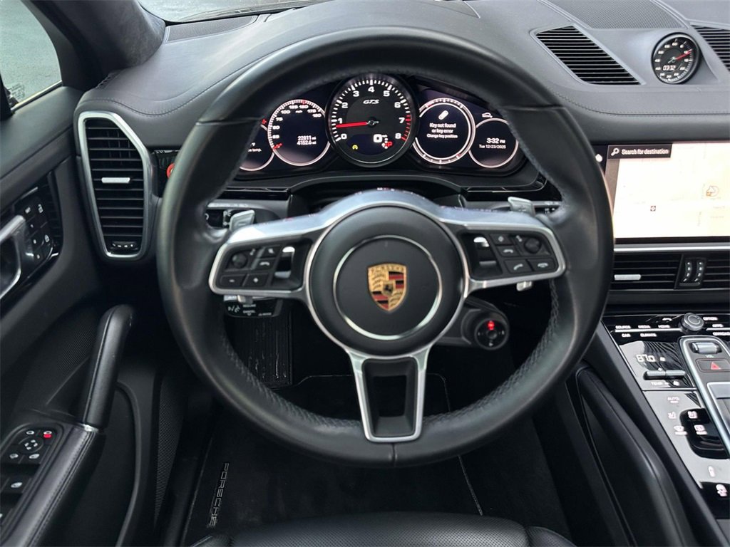 Used 2022 Porsche Cayenne GTS image 16