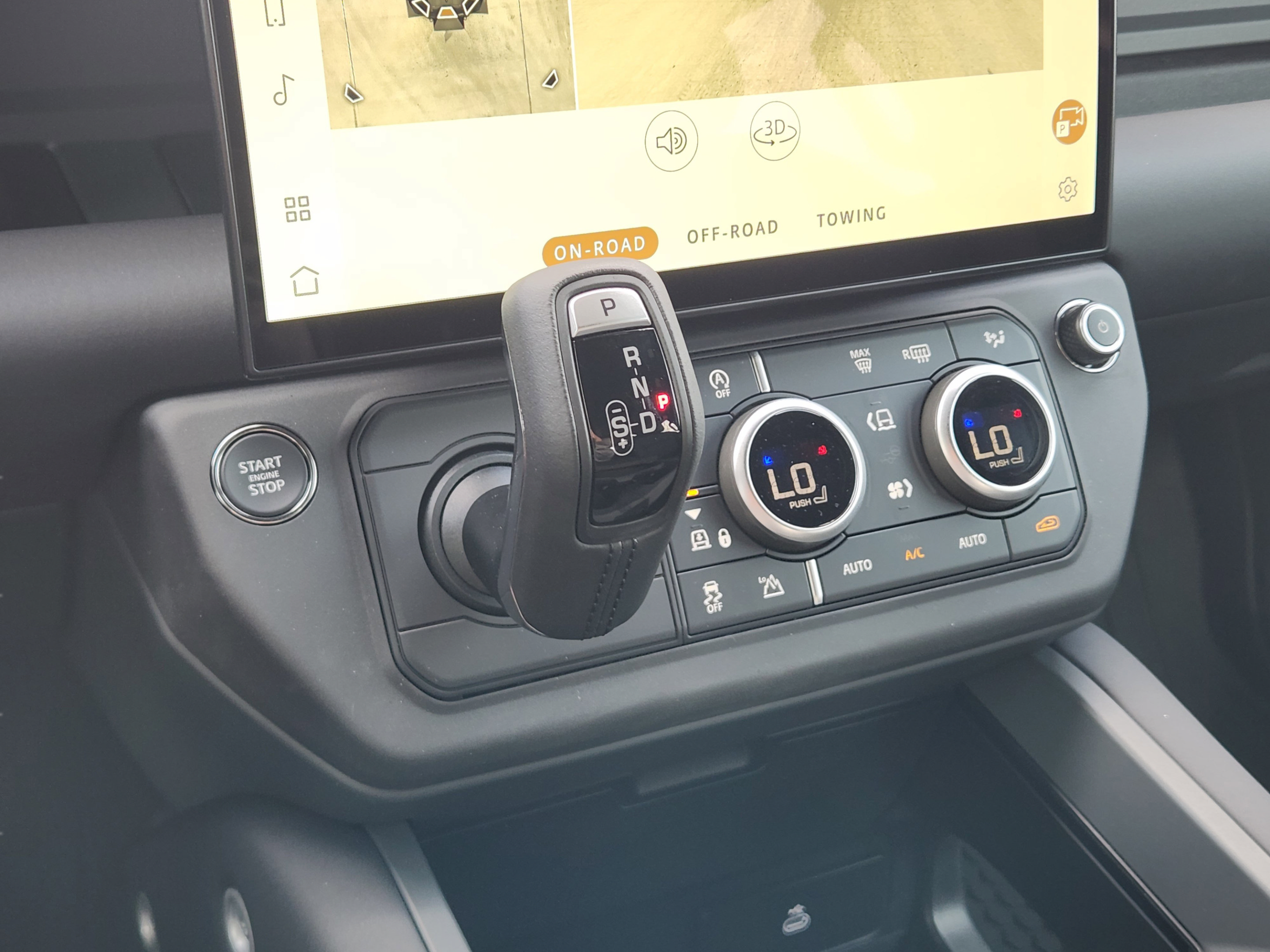 New 2026 Land Rover Defender 110 S AWD/4WD image 14