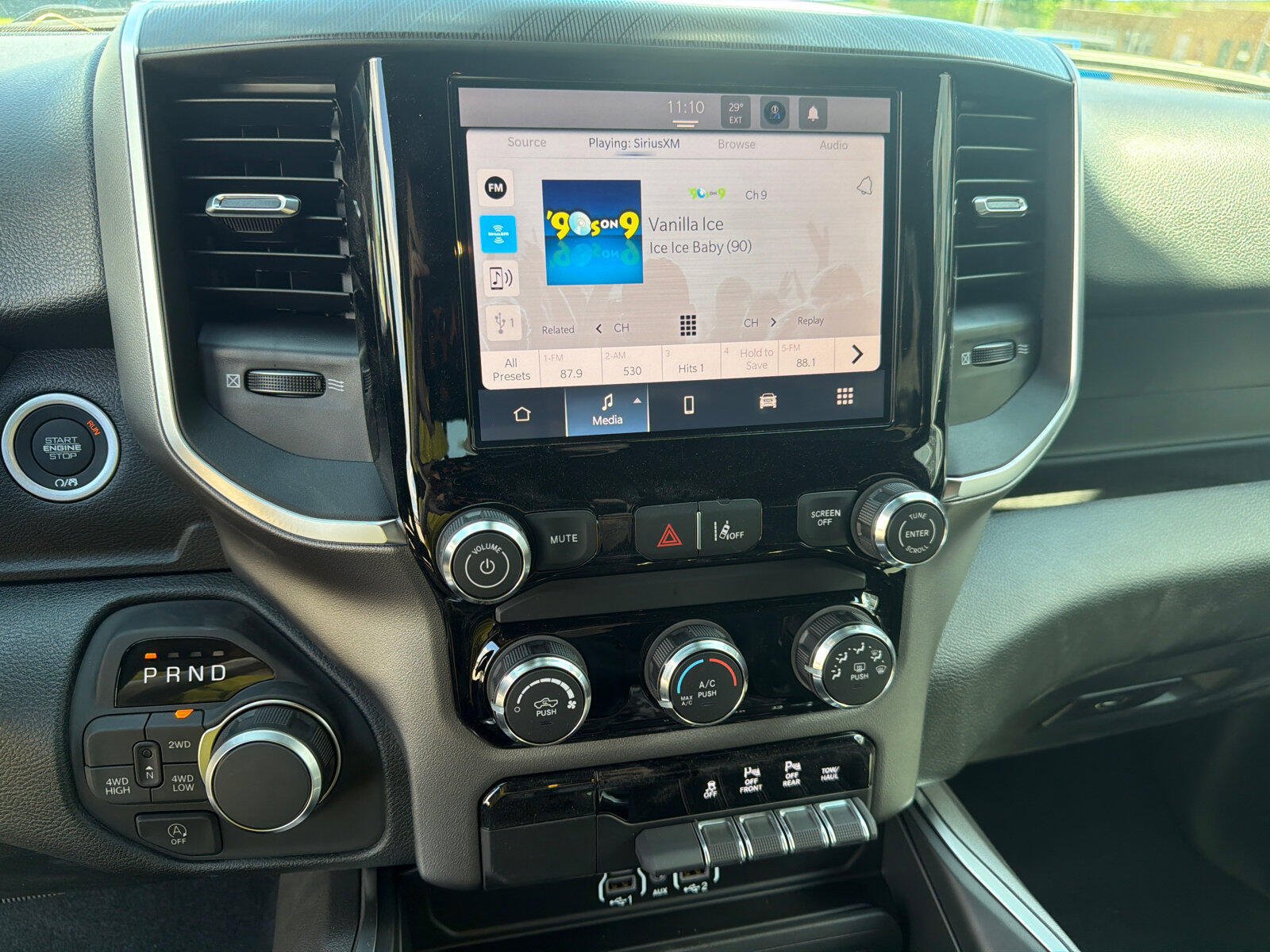 New 2026 RAM 1500 Express AWD/4WD image 15