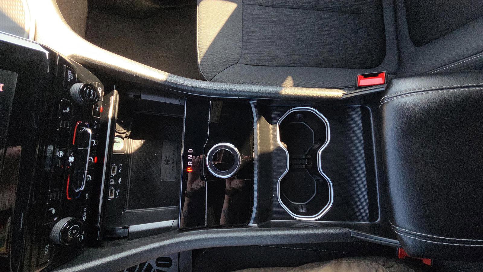 Used 2024 Jeep Grand Cherokee L Laredo w/ Luxury Tech Group I image 34