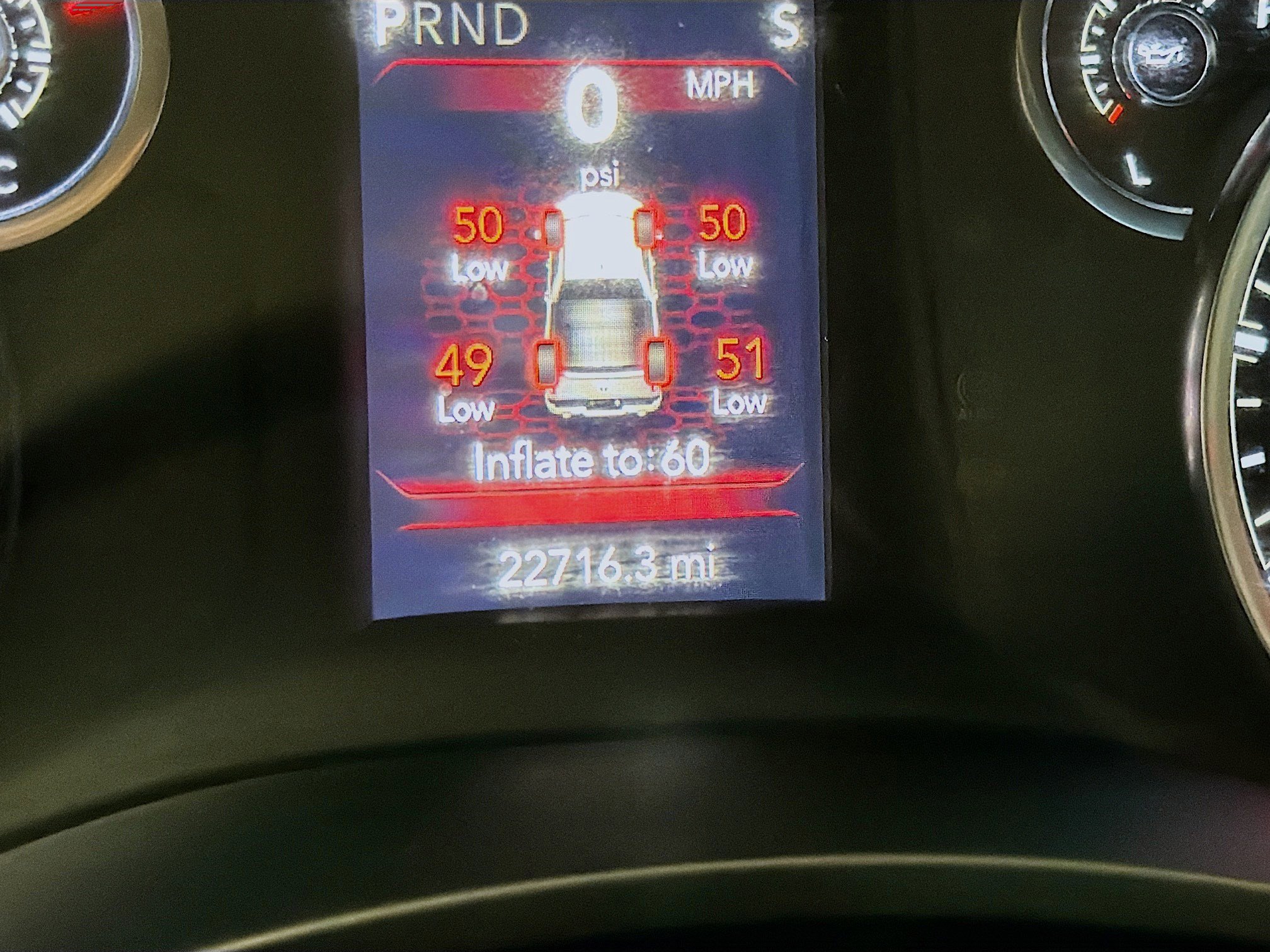 Used 2024 RAM 2500 Tradesman w/ Chrome Appearance Group image 8