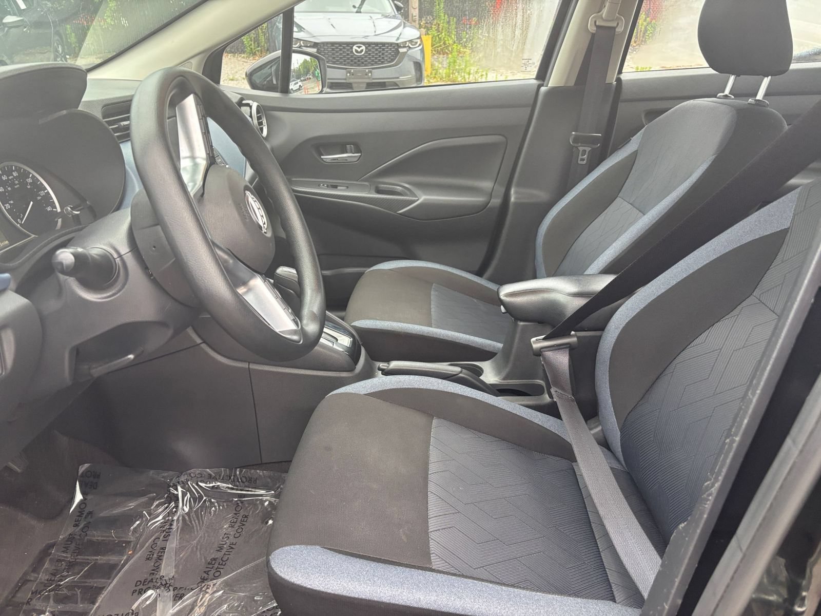 Used 2025 Nissan Versa SV FWD image 21