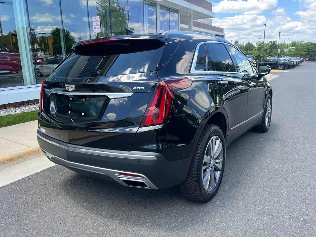 Used 2021 Cadillac XT5 Premium Luxury w/ Platinum Package FWD image 9