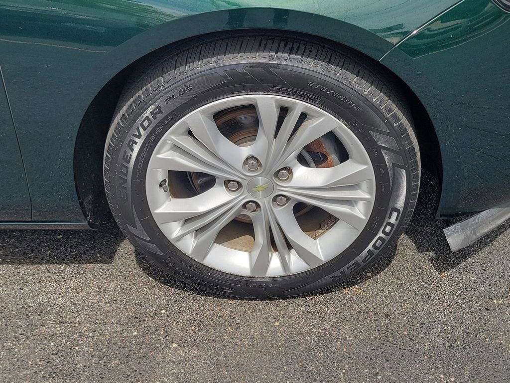 Used 2015 Chevrolet Impala LT w/ Convenience Package FWD image 7