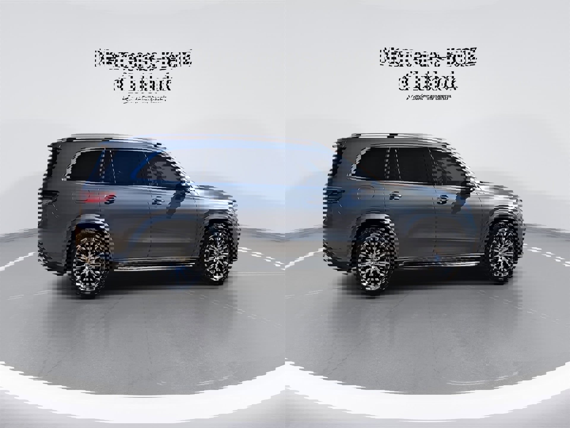 New 2025 Mercedes-Benz GLS 580 4MATIC image 9