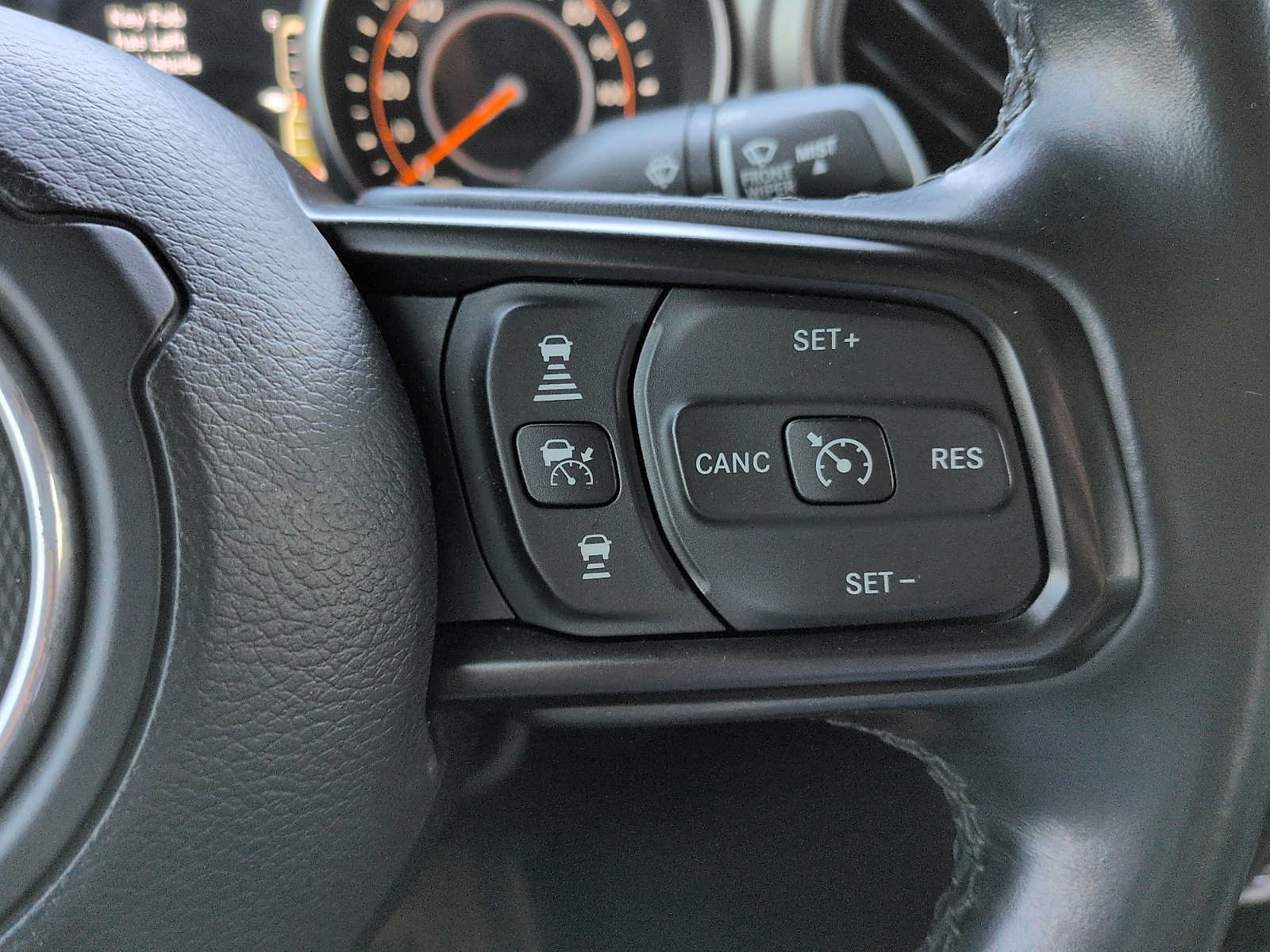 Used 2021 Jeep Gladiator Sport AWD/4WD image 17