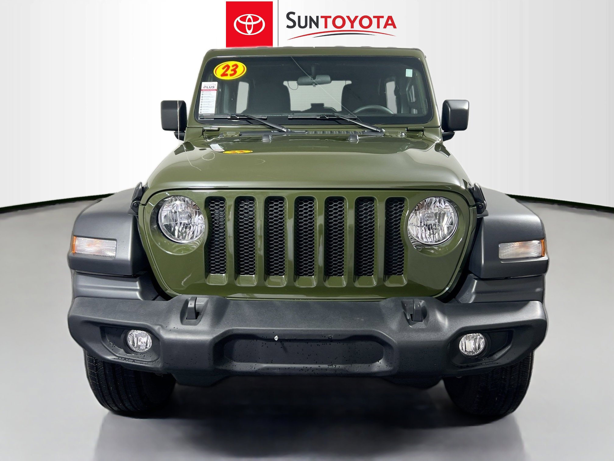 Used 2023 Jeep Wrangler Sport S image 10