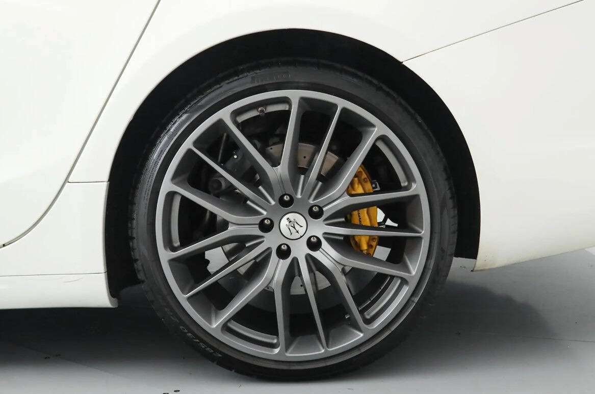 Used 2022 Maserati Ghibli Modena RWD image 28
