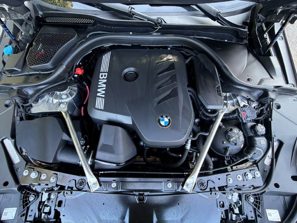 Used 2026 BMW 530i xDrive w/ Premium Package AWD/4WD image 17