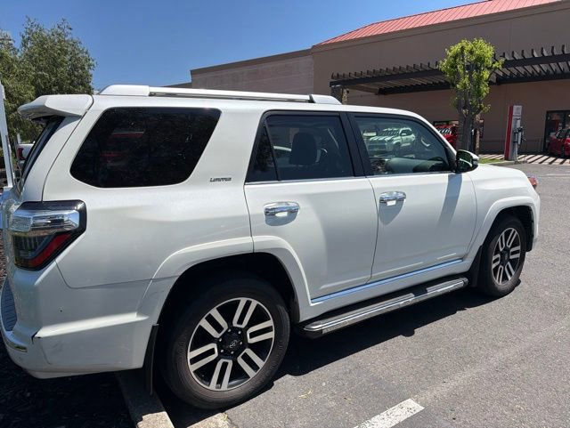 Used 2017 Toyota 4Runner Limited AWD/4WD image 9