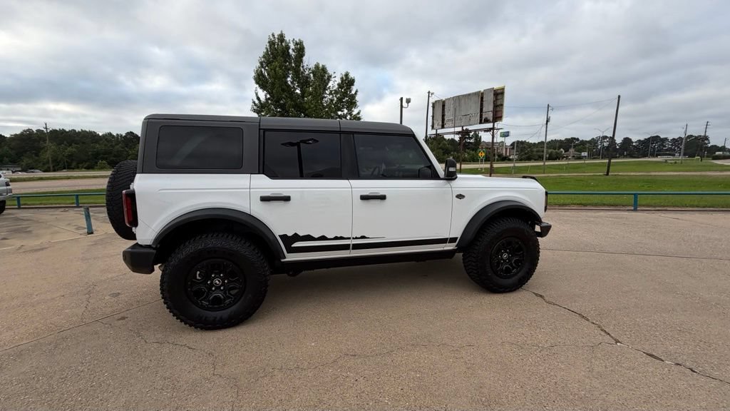 Used 2022 Ford Bronco Wildtrak AWD/4WD image 8