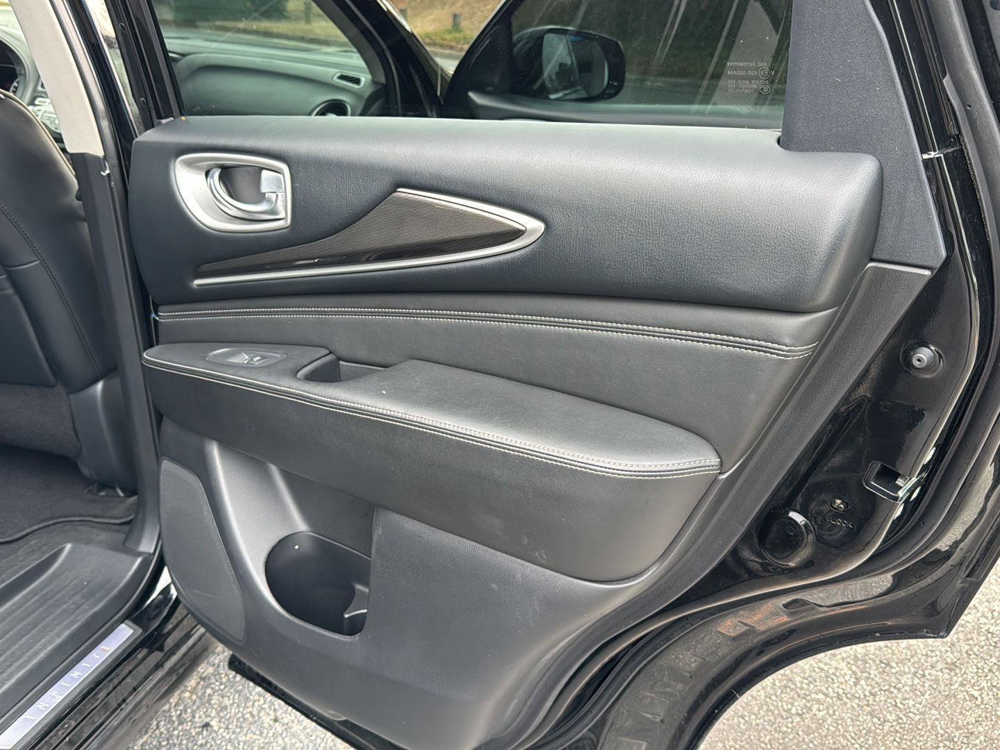 Used 2019 INFINITI QX60 Luxe image 13