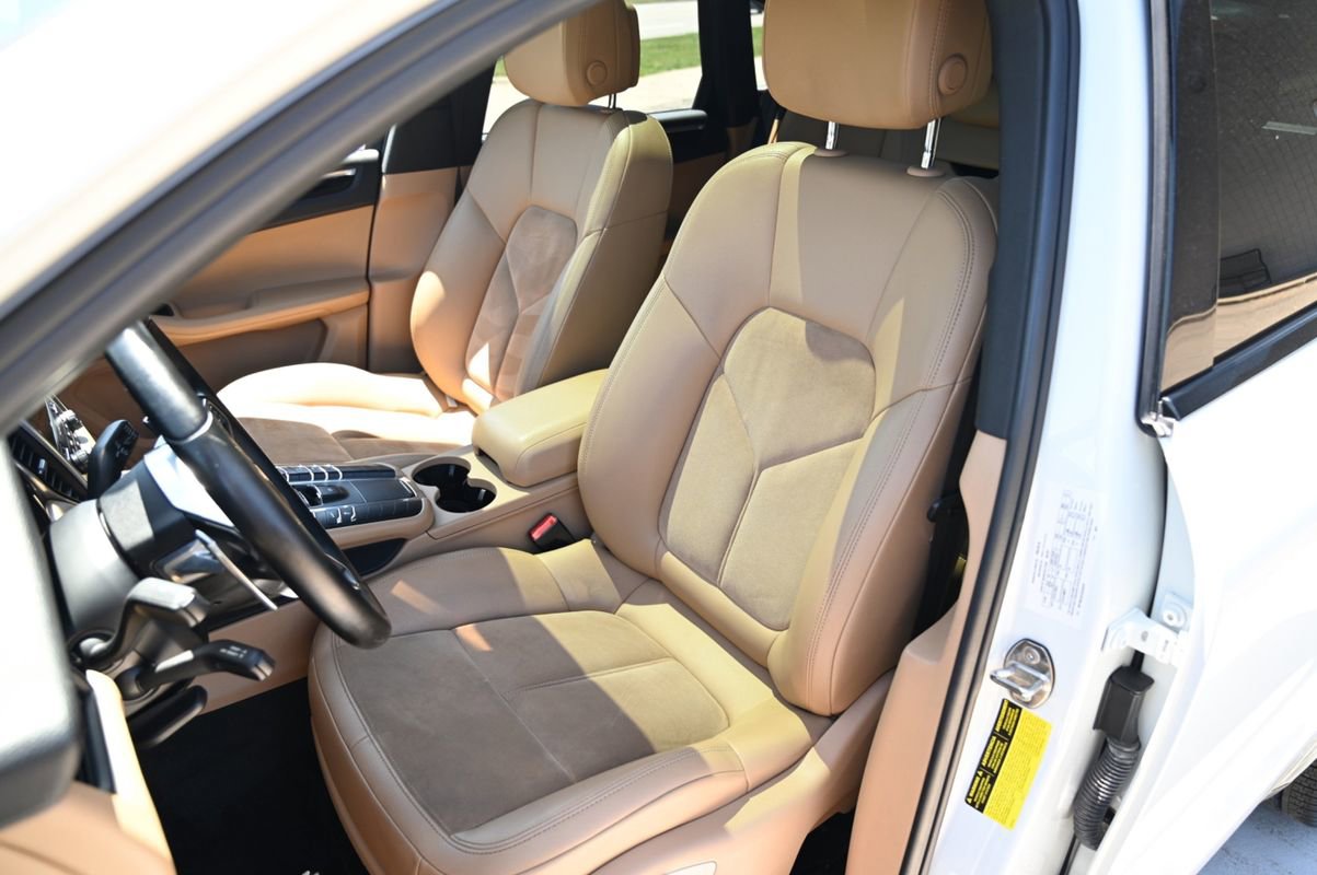 Used 2018 Porsche Macan S image 20