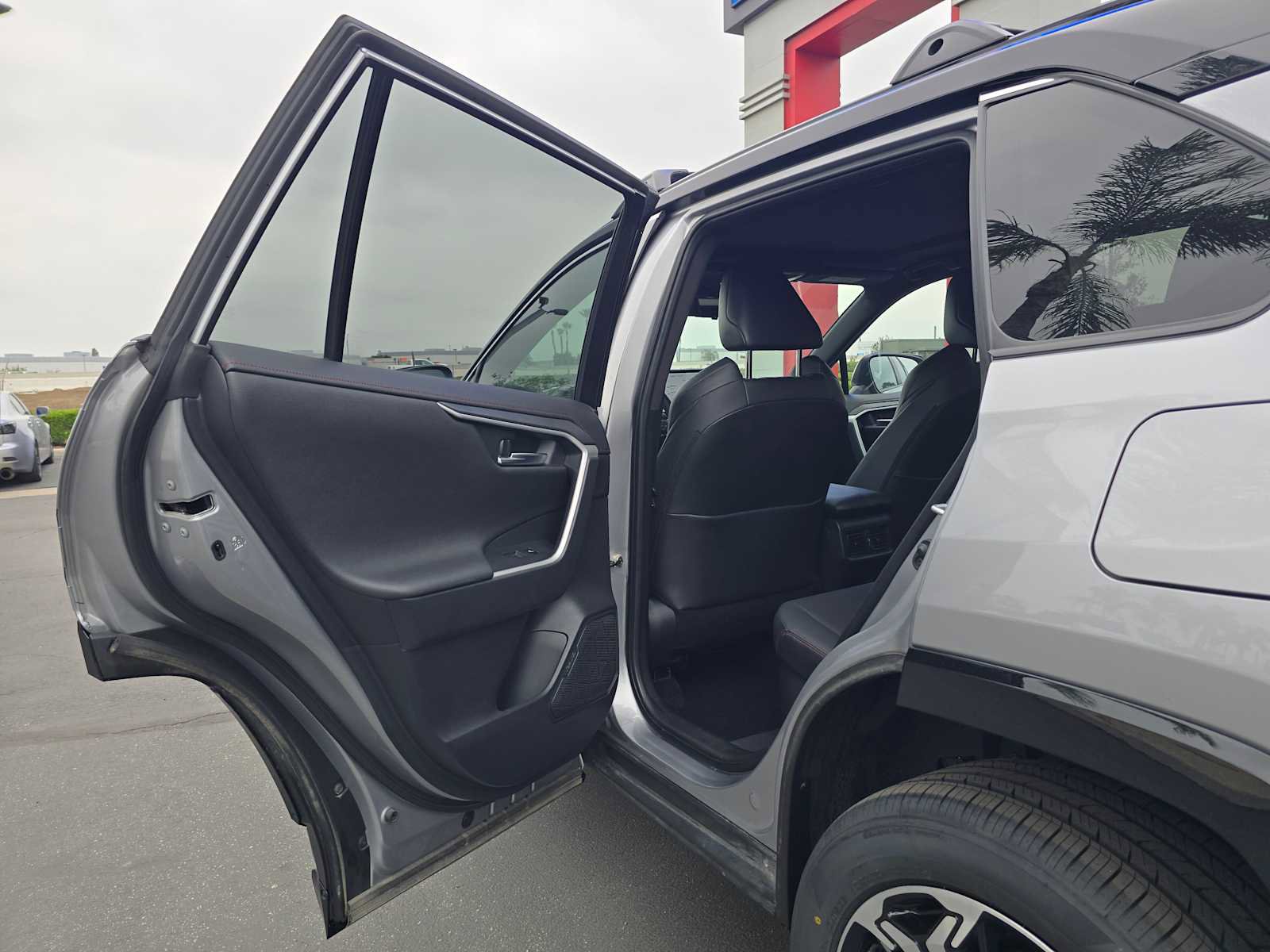 Used 2023 Toyota RAV4 XSE w/ Premium Package AWD/4WD image 17