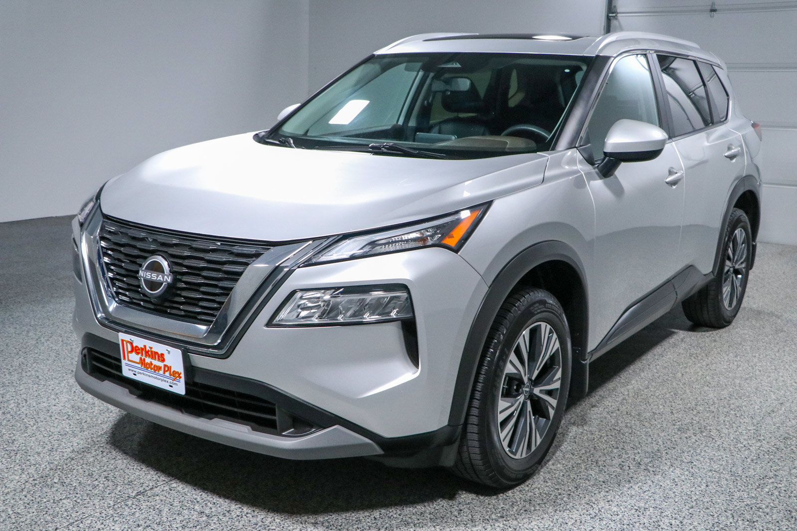 Used 2023 Nissan Rogue SV w/ SV Premium B Package AWD/4WD image 32