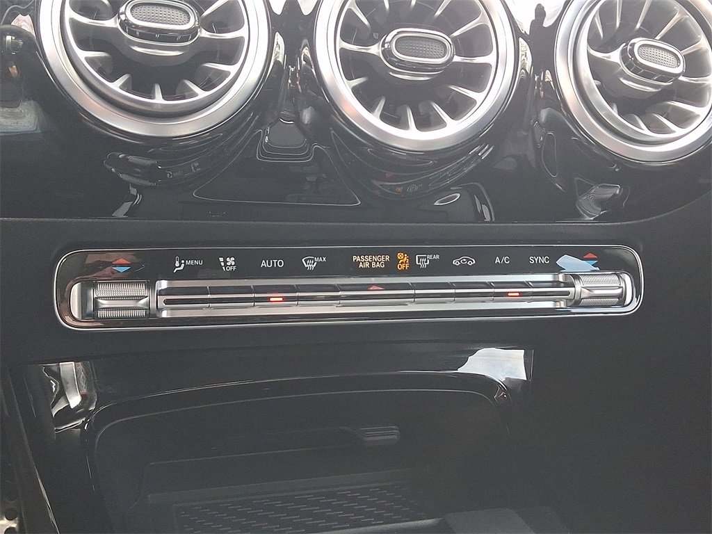 Used 2024 Mercedes-Benz CLA 250 4MATIC image 19