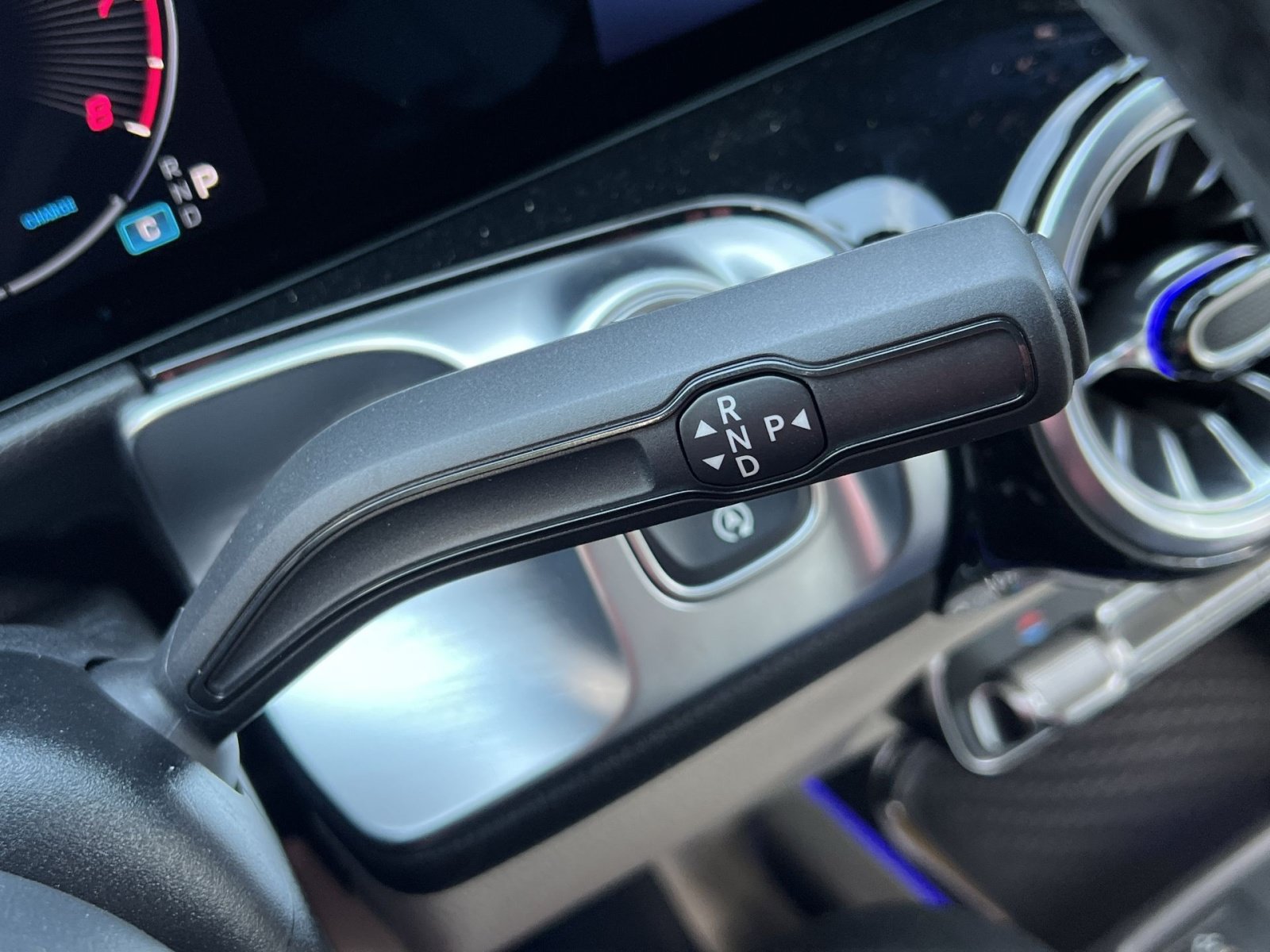 New 2026 Mercedes-Benz GLB 250 4MATIC image 27