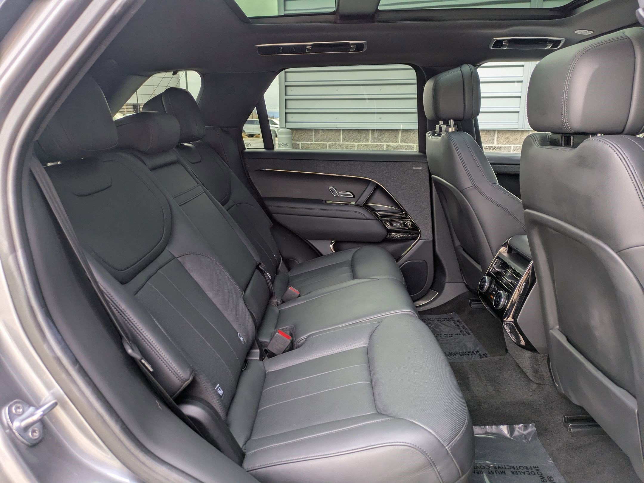 Certified 2023 Land Rover Range Rover Sport SE image 29