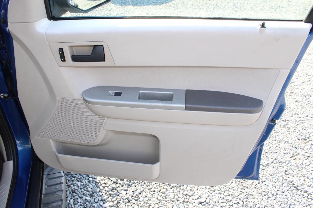 Used 2008 Ford Escape XLT image 19