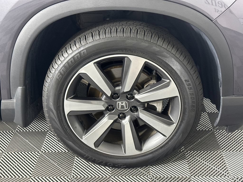 Used 2023 Honda Pilot Elite image 12