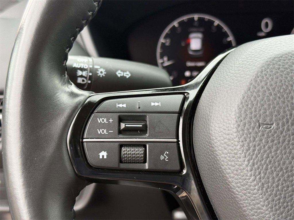 Used 2023 Honda HR-V EX-L image 29
