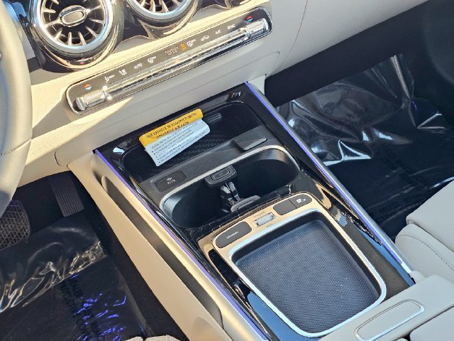 New 2026 Mercedes-Benz GLB 250 4MATIC image 30