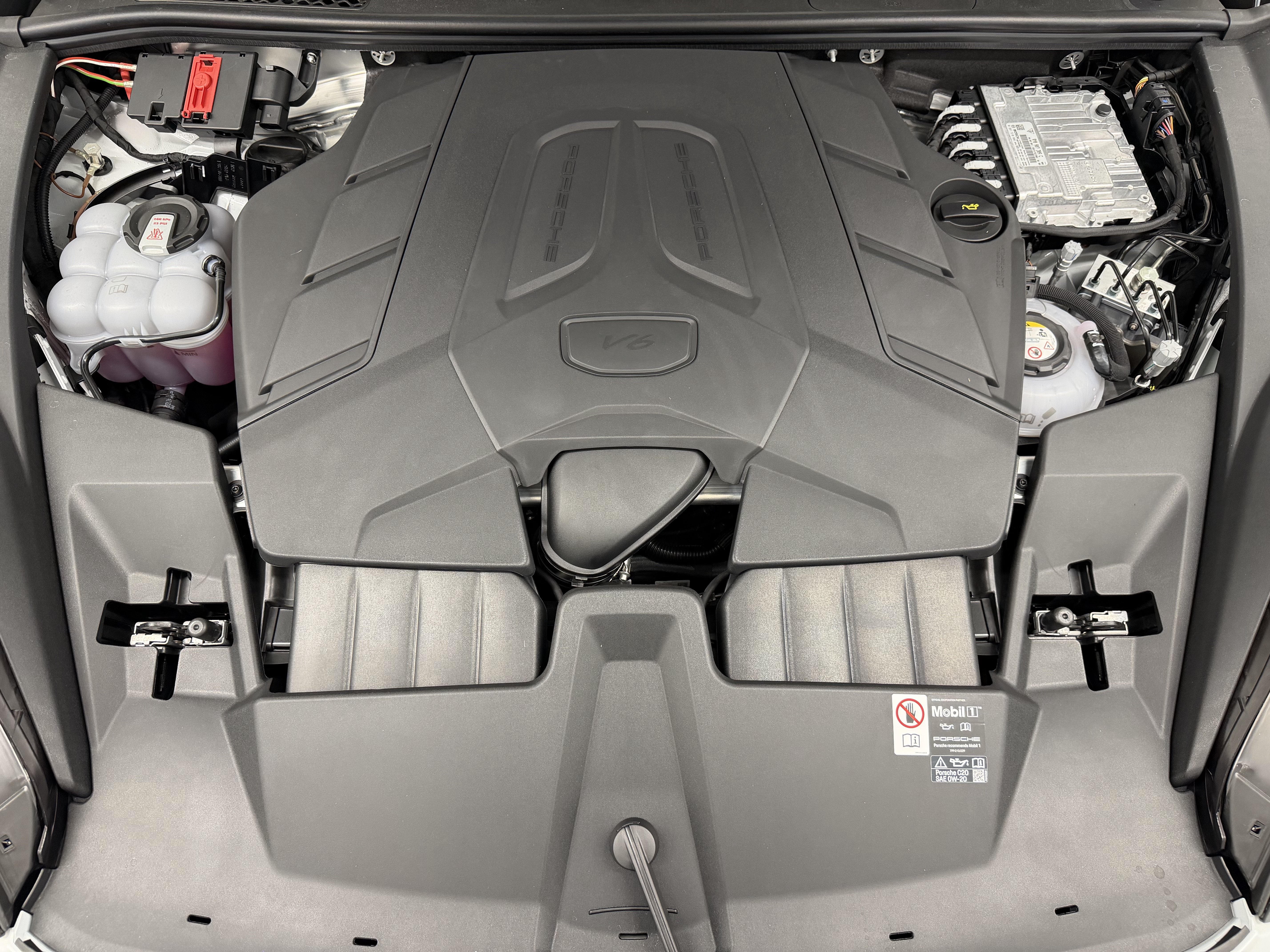 New 2026 Porsche Cayenne S AWD/4WD image 61