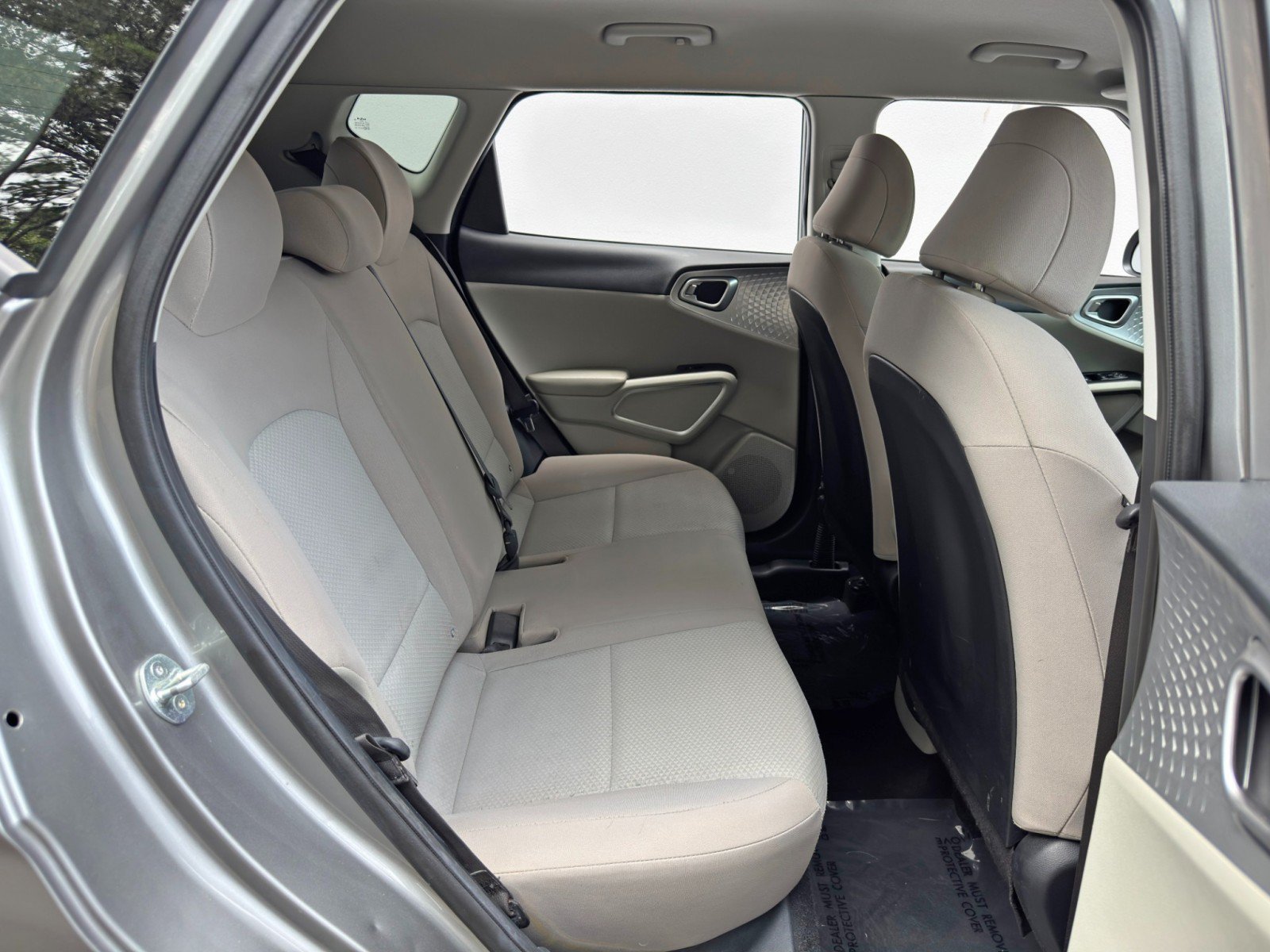 Used 2023 Kia Soul LX w/ LX Technology Package FWD image 31
