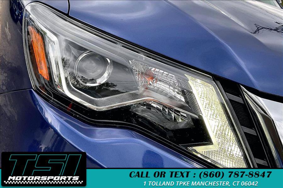 Used 2020 Nissan Pathfinder SV FWD image 27