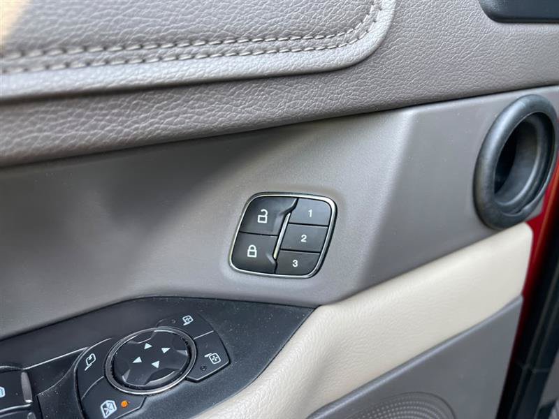 Used 2018 Ford Expedition Max Limited AWD/4WD image 93