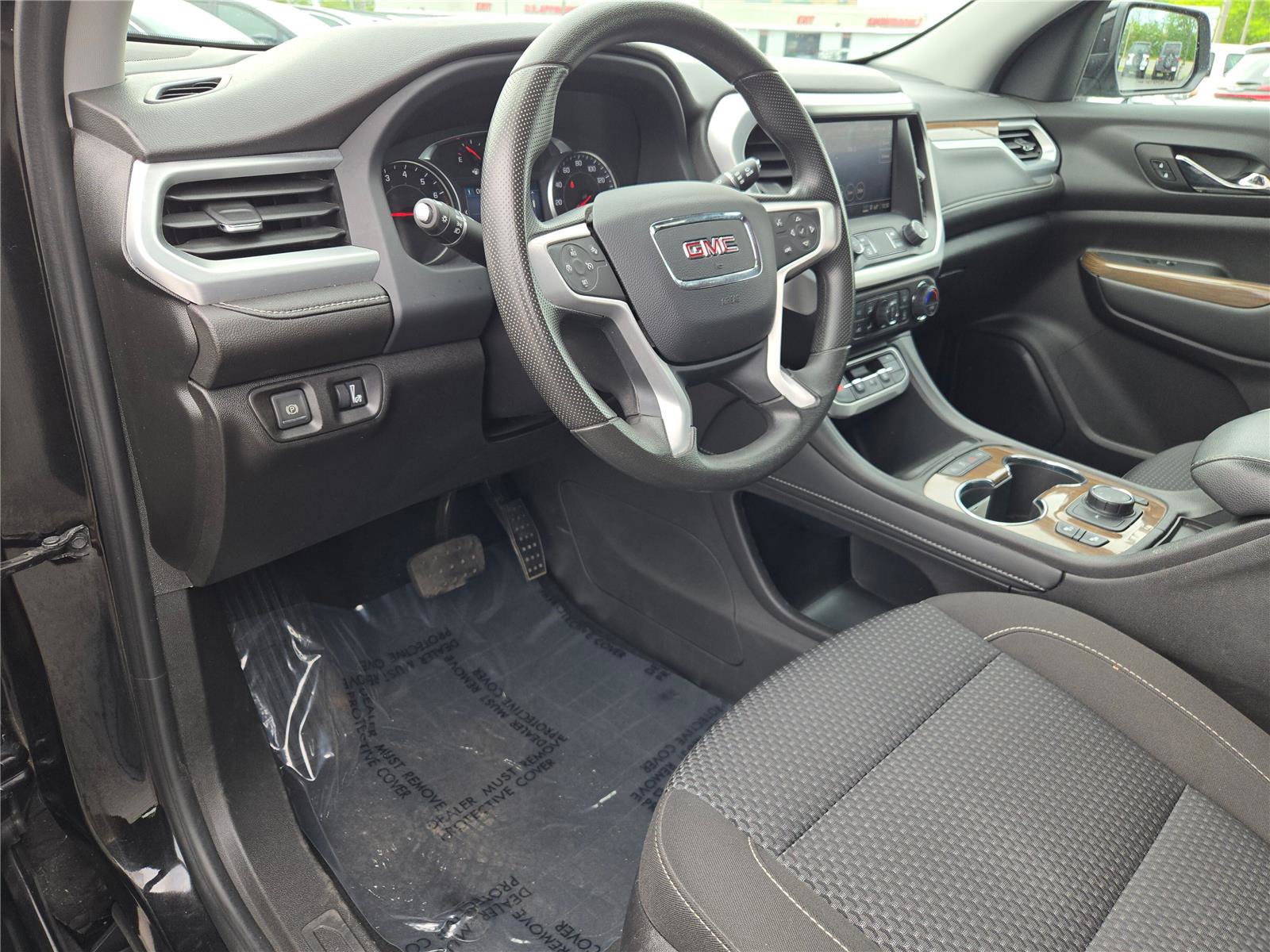 Used 2023 GMC Acadia SLE w/ Driver Convenience Package AWD/4WD image 25