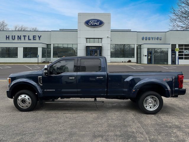 Certified 2019 Ford F450 Platinum w/ Platinum Ultimate Package AWD/4WD image 6