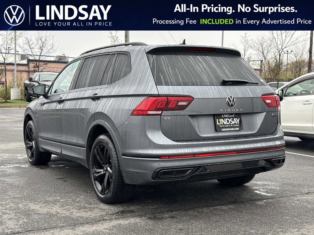 Used 2023 Volkswagen Tiguan SE R-Line AWD/4WD image 5