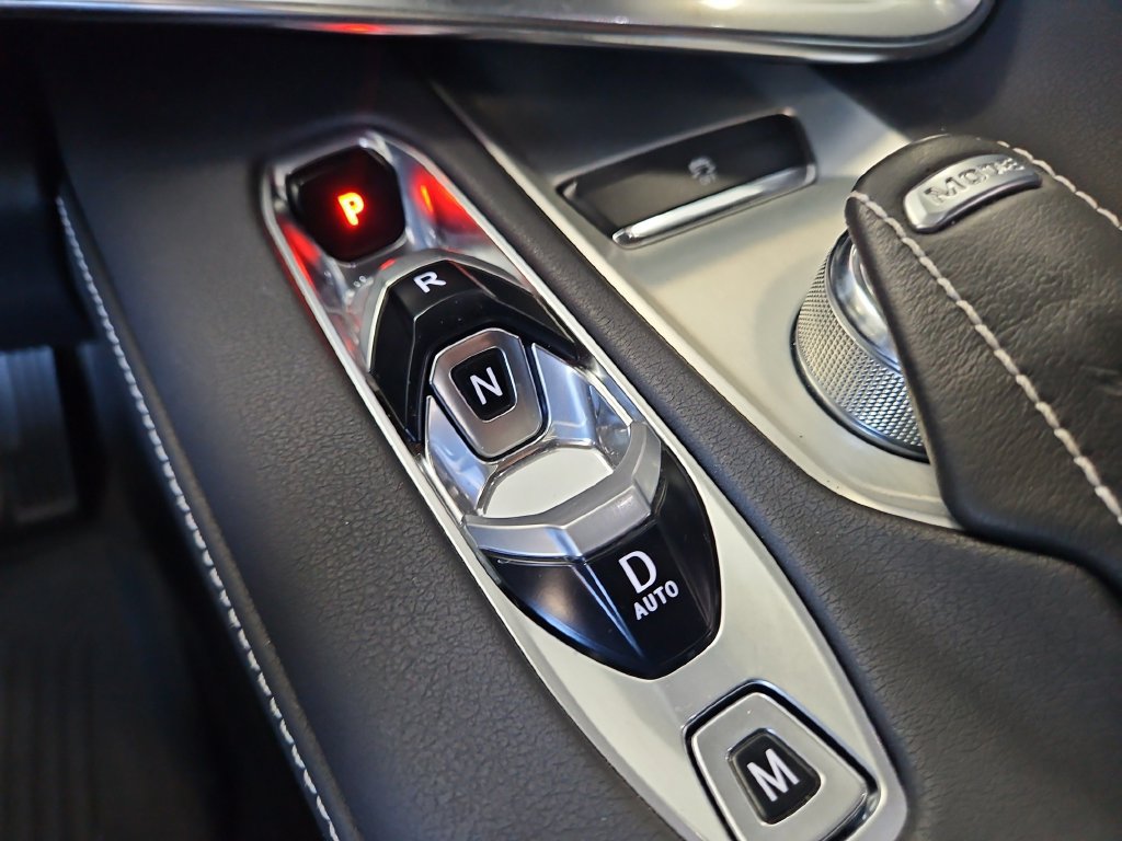 Used 2025 Chevrolet Corvette Z06 RWD image 23