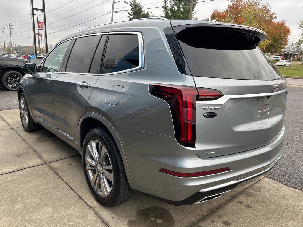 Used 2024 Cadillac XT6 Premium Luxury image 6