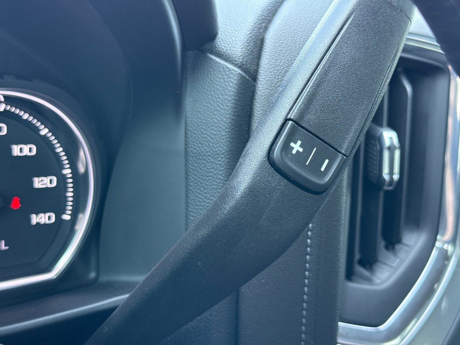 Used 2022 Chevrolet Silverado 1500 LT Trail Boss w/ Safety Package image 10