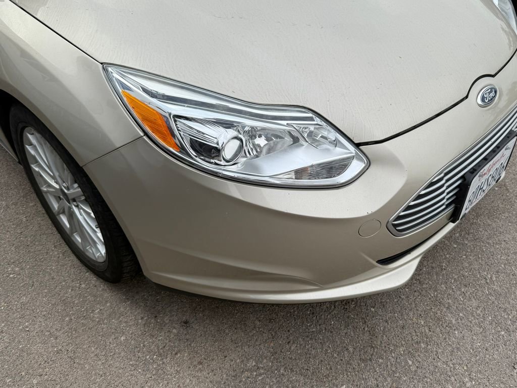 Used 2017 Ford Focus Electric Hatchback image 25