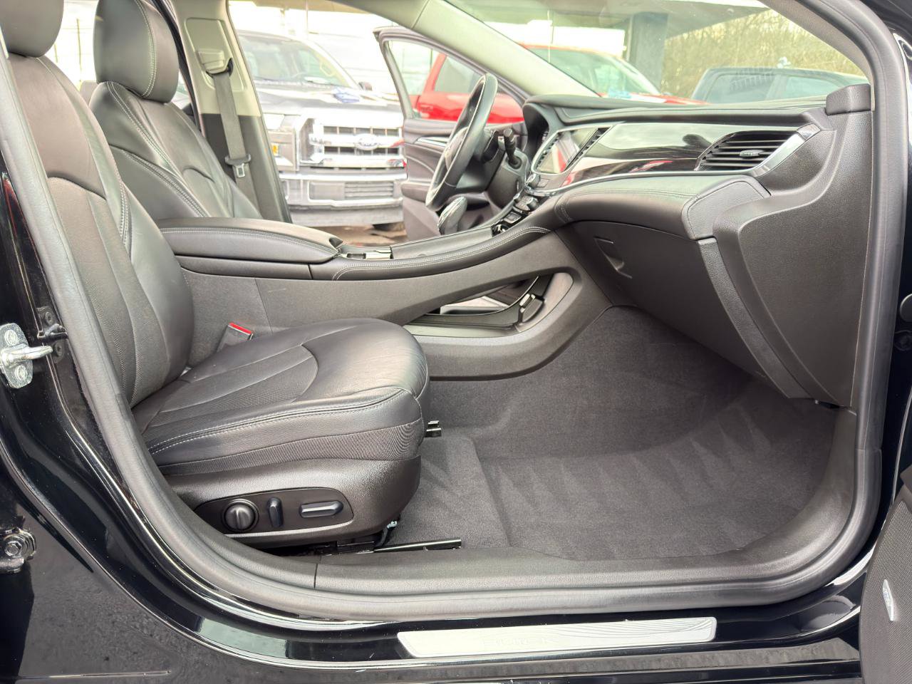 Used 2019 Buick LaCrosse Essence w/ Sun and Shade Package image 29