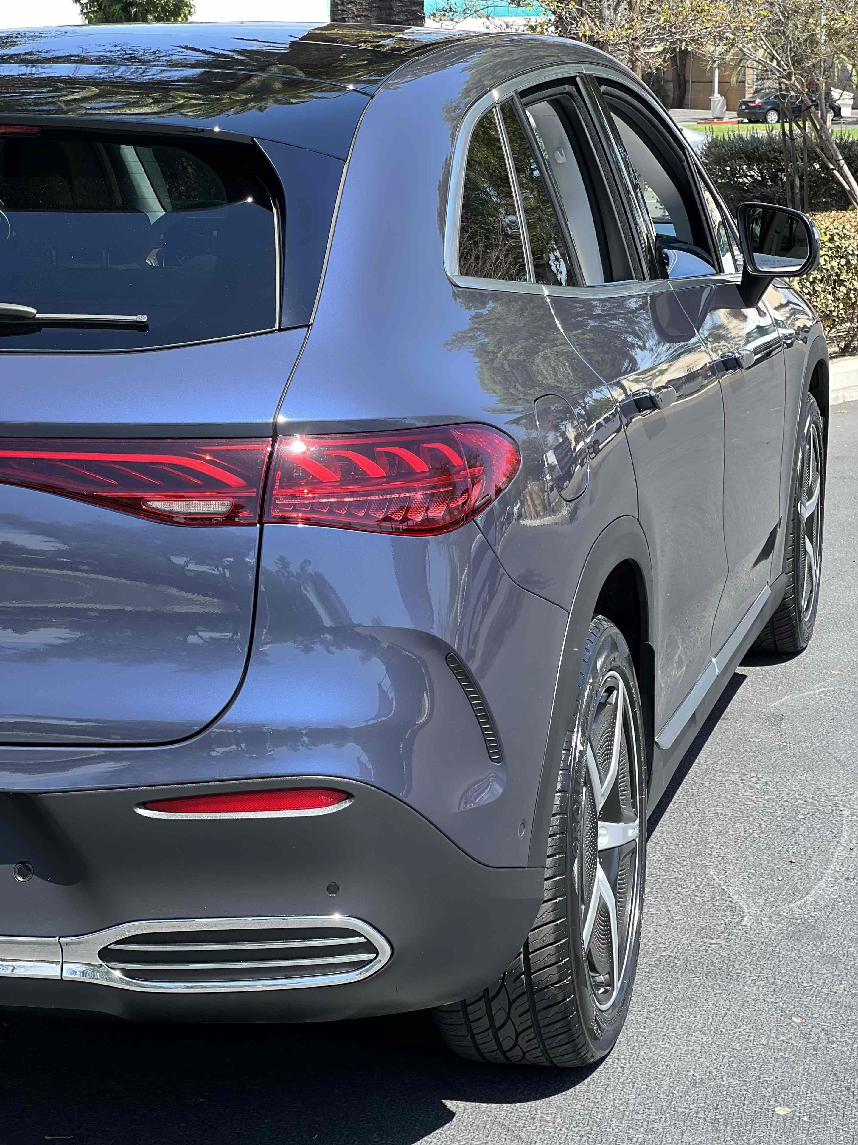 Used 2023 Mercedes-Benz EQE 350+ SUV w/ AMG Line Exterior Package image 49