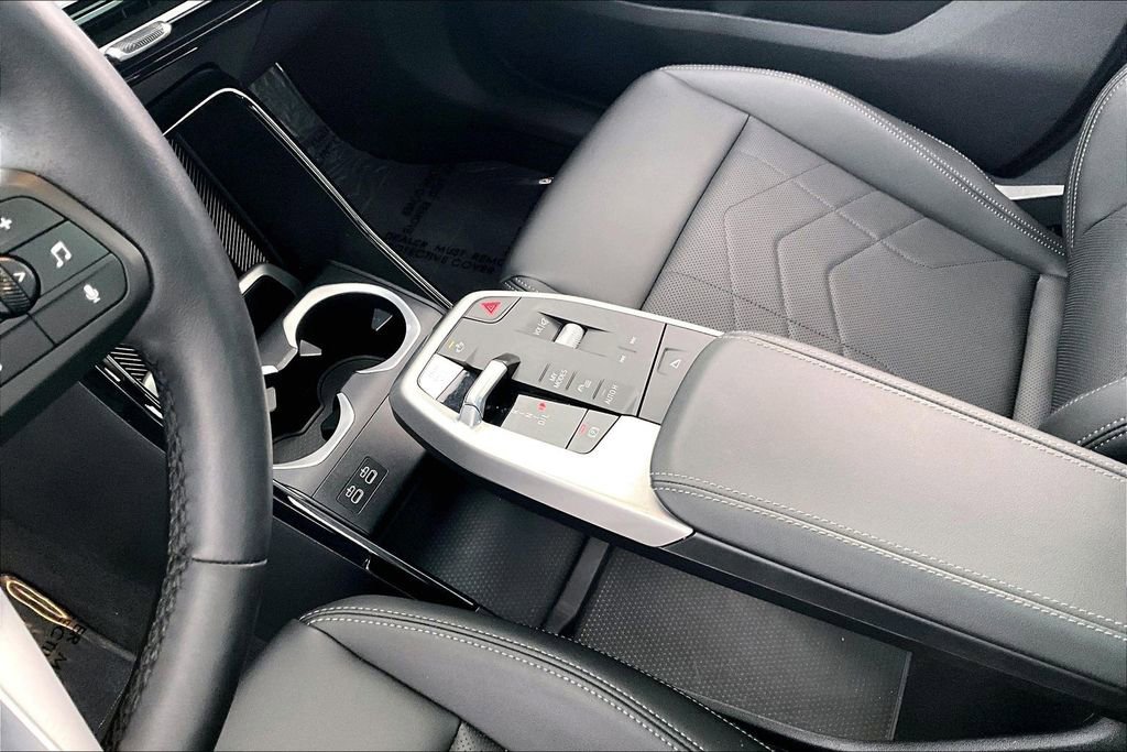 Used 2025 BMW X2 xDrive28i image 17