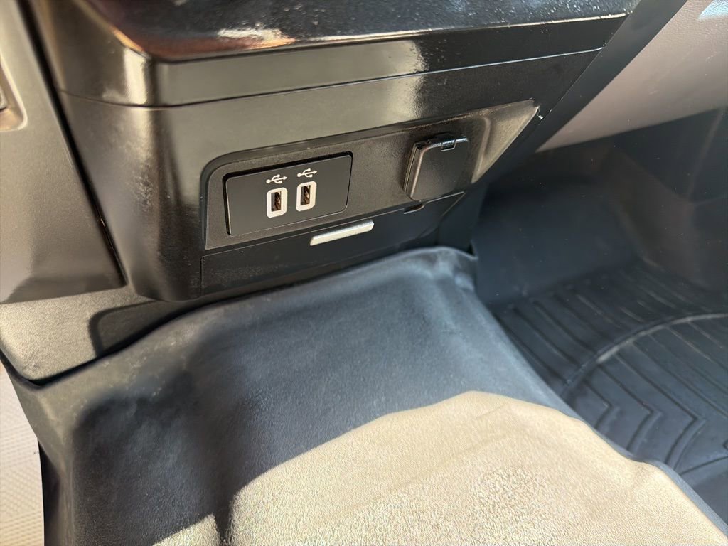 Used 2017 Ford F150 XLT w/ Equipment Group 301A Mid image 32