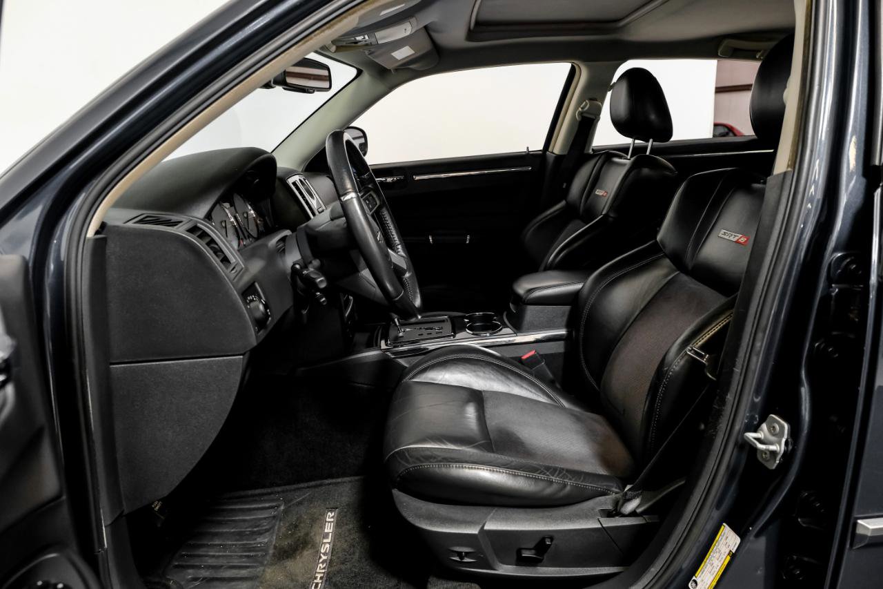 Used 2008 Chrysler 300 SRT8 w/ SRT Option Group II image 4