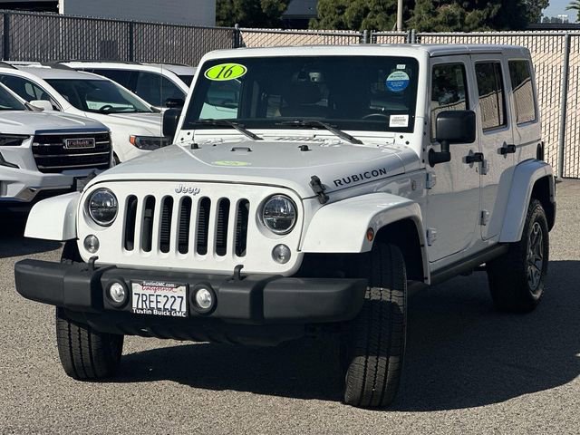 Used 2016 Jeep Wrangler Unlimited Rubicon w/ Connectivity Group image 8