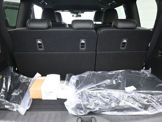 New 2026 Nissan Armada PRO-4X w/ Captain's Chari Seat Package AWD/4WD image 25